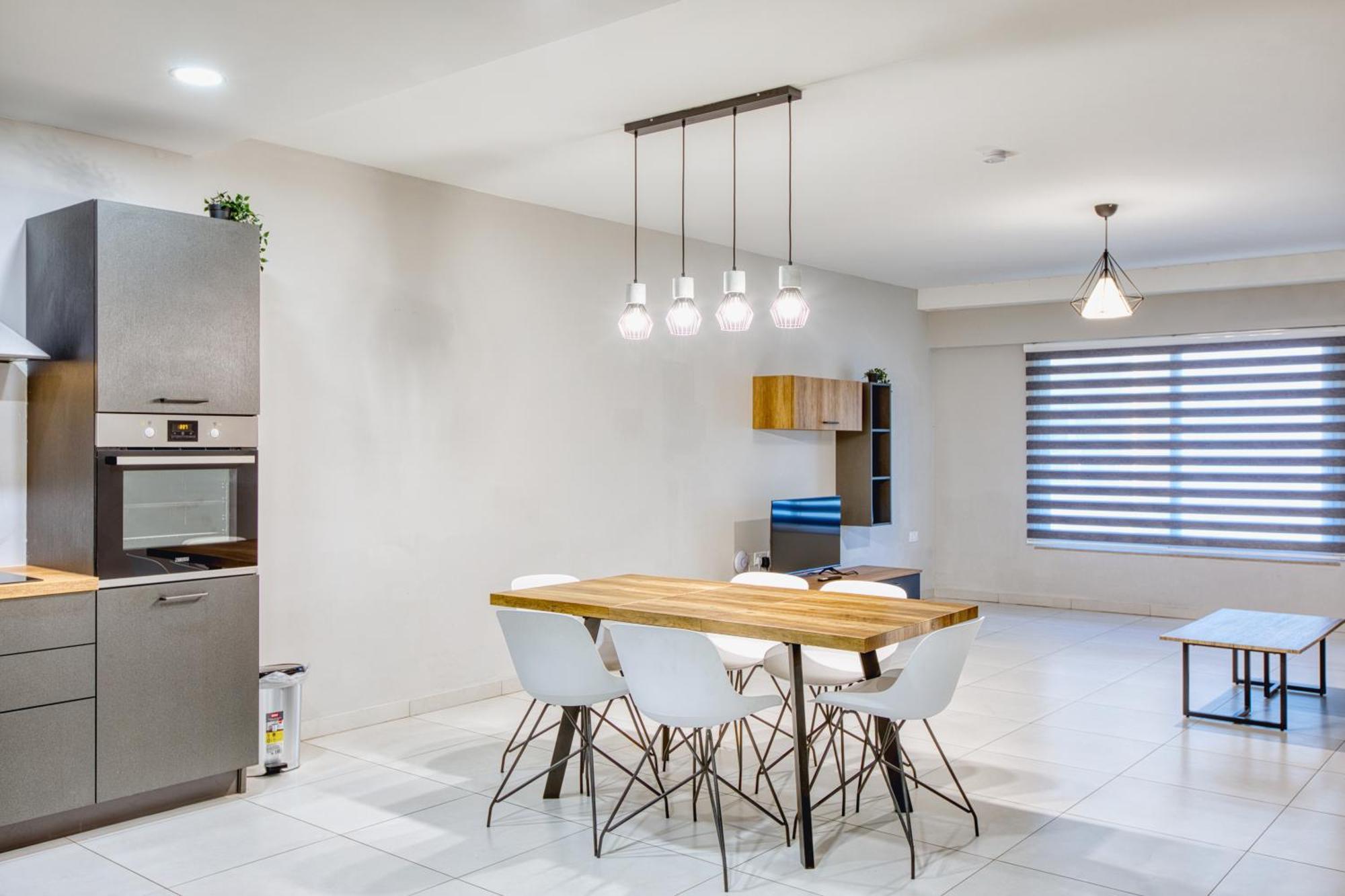 Unique Two Bedroom Apt With Huge Outdoor Area And Close To Entertainment Is-Swieqi Eksteriør billede